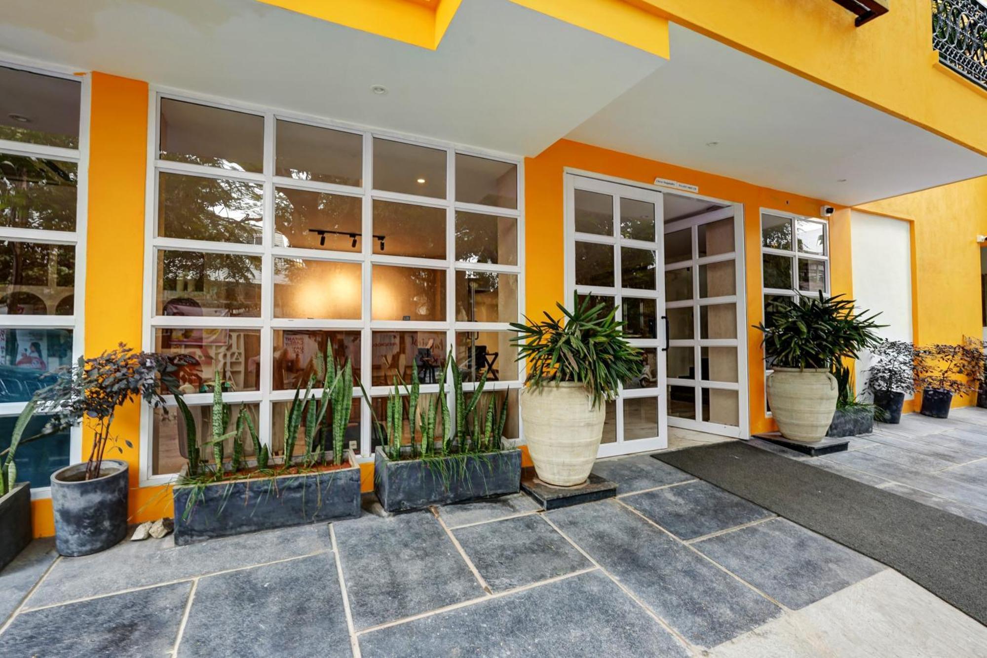 Astra Hotels & Suites - Koramangala Bangalore Exterior foto